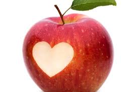 Apel Rupanya Penting Untuk Kesehatan Jantung loh ,Yuk Mulai Makan Apel 2 kali Sehari